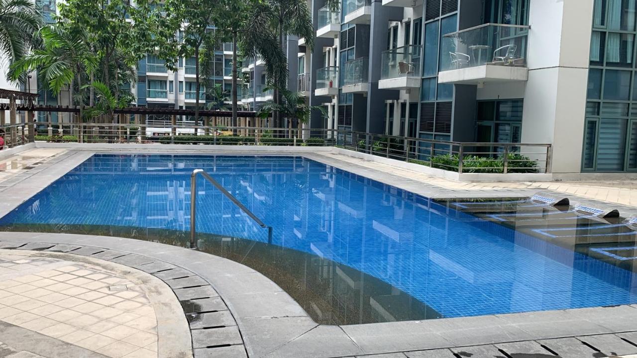 One Palm Tree Villas Condominium - Studio Room With Balcony - Across Terminal 3 Manila Exterior foto